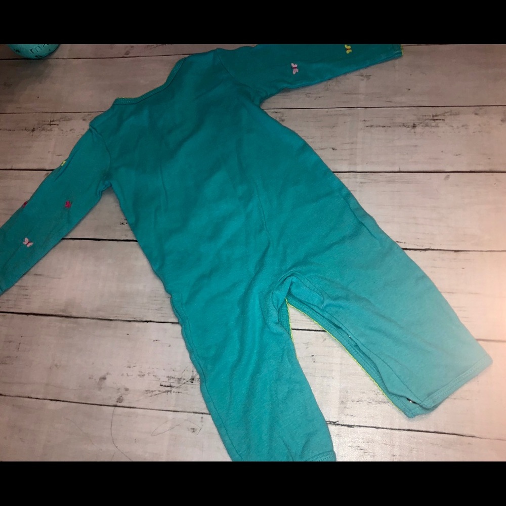Carter’s One Piece - Picture 3 of 3